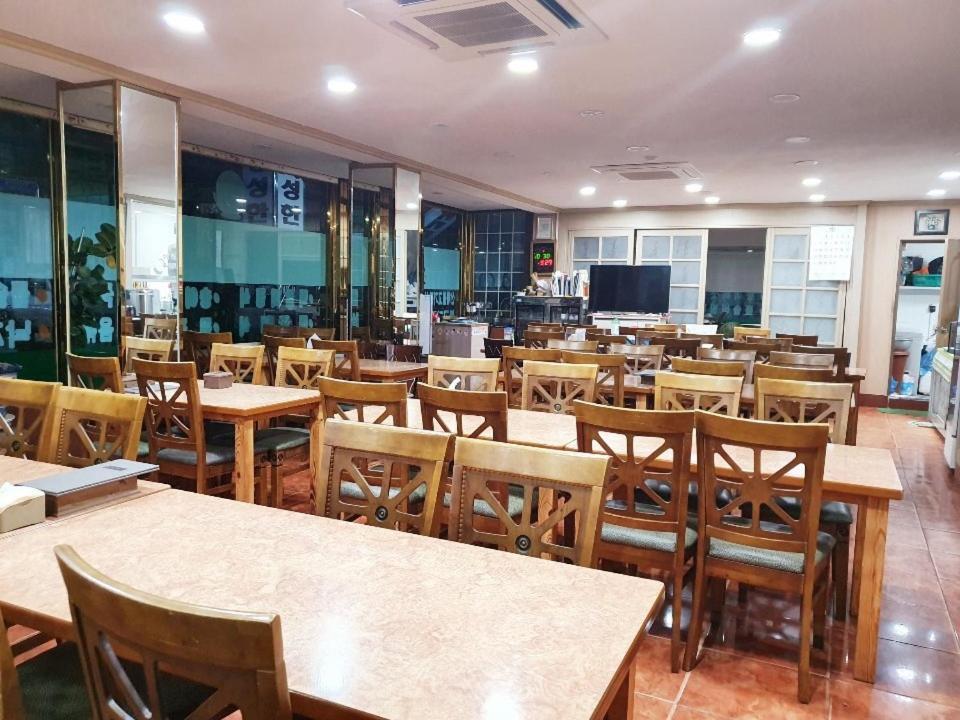 Myungsung Youth Town Kjongdžu Exteriér fotografie